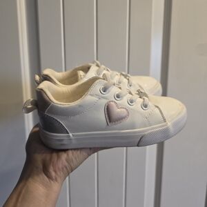 Bebe Girls 10c Heart Sneakers